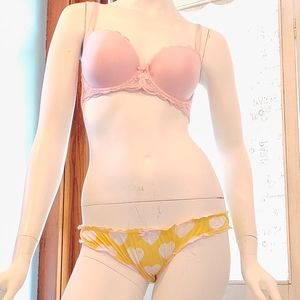 VS Dream Angels (bundle) w/ panties Pink Convertible bra 32DD (32E)